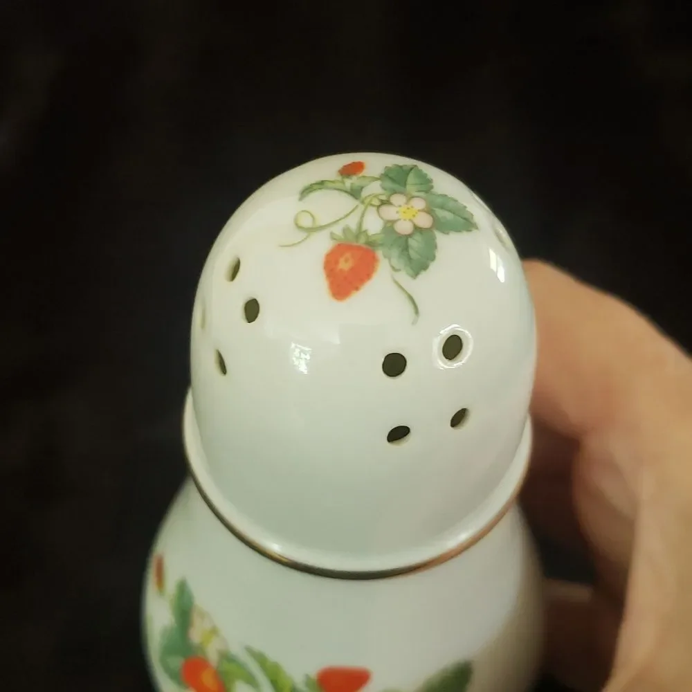 Vintage 1978 Avon Strawberry Porcelain Sugar Shaker